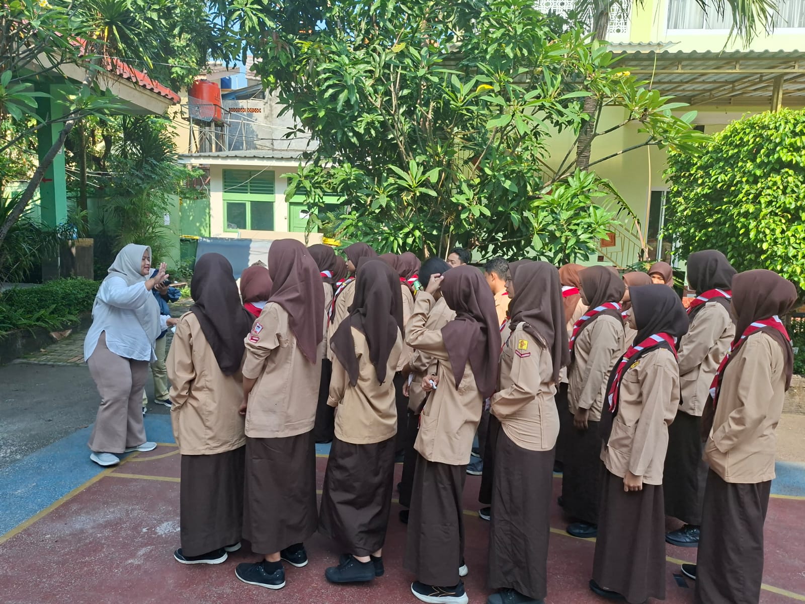 Pembinaan Pertama Sampah dan Komposting